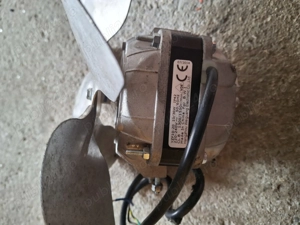 Vând 2 ventilatoare frigider inox horeca