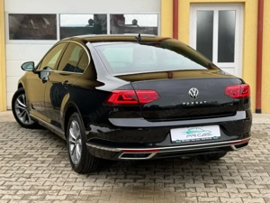 Volkswagen Passat Highline - 2.0tdi   DSG   Bord digital   Keyless   Distronic   Garantie  - imagine 4