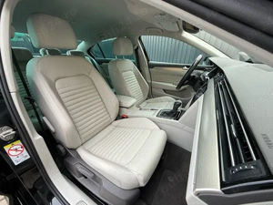Volkswagen Passat Highline - 2.0tdi   DSG   Bord digital   Keyless   Distronic   Garantie  - imagine 13