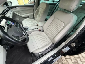 Volkswagen Passat Highline - 2.0tdi   DSG   Bord digital   Keyless   Distronic   Garantie  - imagine 14