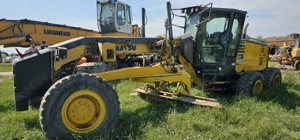 Greder Komatsu GD655  - imagine 3