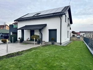  Casă modernă, complet mobilată, cu panouri solare, jacuzzi,aproape de oras - imagine 4