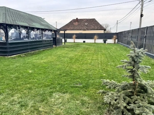  Casă modernă, complet mobilată, cu panouri solare, jacuzzi,aproape de oras - imagine 13