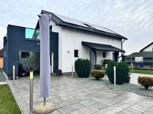  Casă modernă, complet mobilată, cu panouri solare, jacuzzi,aproape de oras - imagine 3