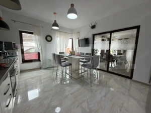 Casă 4 dormitoare, 204 mp, teren 1000 mp, zona Carcea - imagine 6