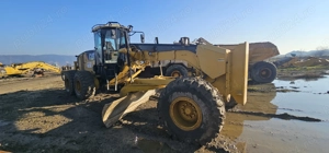 Greder Caterpillar CAT 14M scarificator si lamă - imagine 10