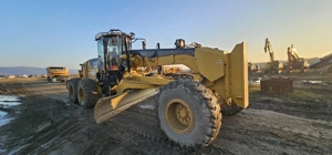 Greder Caterpillar CAT 14M scarificator si lamă - imagine 3