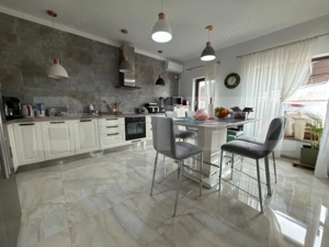 Casă 4 dormitoare, 204 mp, teren 1000 mp, zona Carcea - imagine 7