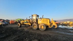 Greder Caterpillar CAT 14M scarificator si lamă - imagine 2