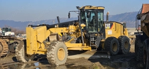 Greder Caterpillar CAT 14M scarificator si lamă - imagine 7