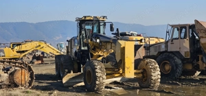 Greder Caterpillar CAT 14M scarificator si lamă - imagine 9