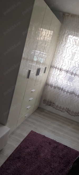 Vând garsonieră mobilată 