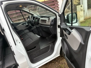 RENAULT TRAFIC 6 locuri + duba  modelul lung - imagine 4
