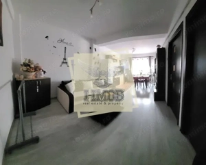 Apartament complet mobilat situat la parter,cu 2 camere si parcare privata