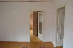 Apartament cu doua camere plus teren in exclusivitate  -SINAIA - imagine 2