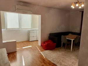 Apartament 2 Camere Centrală Proprie Zona Dâmbovița 