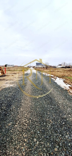 Oferim spre vanzare  teren, Mosina Noua vis-a-vis de Mega Image - imagine 11