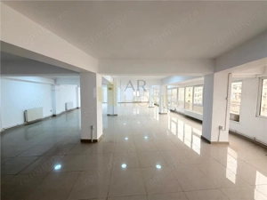 Spatiu comercial , etaj 2 , ultracentral , Ploiesti