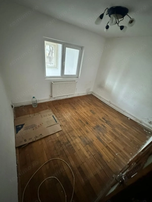 Oportunitate! 2 camere, parter, boxă cu acces din apartament   Martirilor - imagine 4