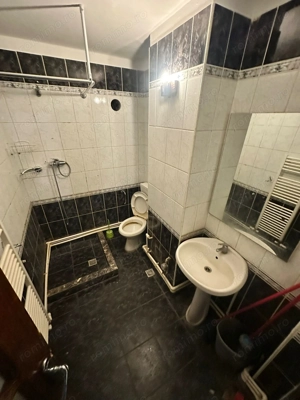 Oportunitate! 2 camere, parter, boxă cu acces din apartament   Martirilor - imagine 7