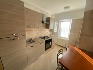 vand Apartament 2 camere - imagine 6