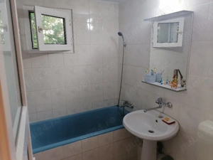 Închiriere apartament cu trei camere  - imagine 3