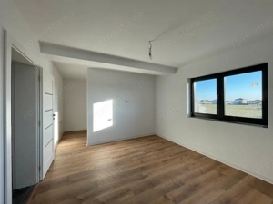 Duplex despartit prin camera tehnica  finisaje premium Mosnita - imagine 10