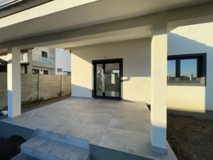 Duplex despartit prin camera tehnica  finisaje premium Mosnita - imagine 18