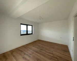 Duplex despartit prin camera tehnica  finisaje premium Mosnita - imagine 12