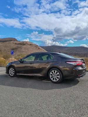 Vand Toyota Camry 2020 - imagine 2