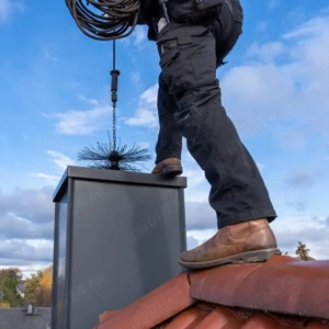 Servici curatarea cosurilor de fum si a hornurilor conectate la sobe sau seminee,  