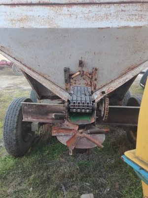 vand MA  distribuitor ingrasaminte amendamente tractat - imagine 4