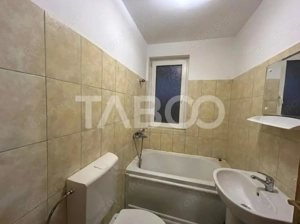Apartament 4 camere decomandat in zona Rahovei Sibiu - imagine 5
