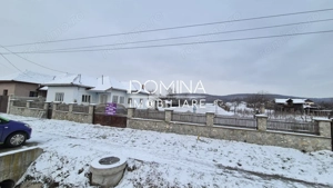 Vânzare casă cu teren 3.726 mp, în comuna Bâlteni, sat Moi