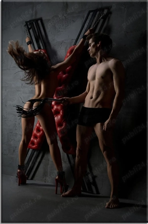 Show web fata singura sau cuplu