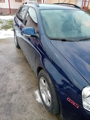 Vand vw.golf 5 variant sau schimb cu  SUV ofer diferenta - imagine 2