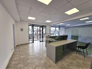 Imobil multifunctional cu vizibilitate excelenta in zona Semicentrala - imagine 5