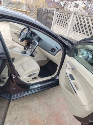 Volvo V60  - imagine 4