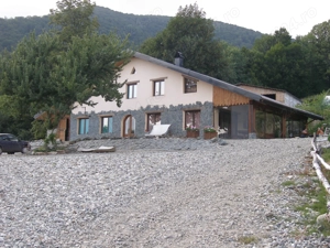 De vanzare Cabana in Carpatii Meridionali, langa Lacul Poiana Rusca, Teregova.  