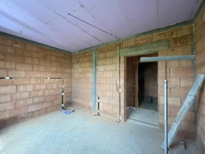 Duplex pe parter 3 camere si dressing Mosnita Veche Drumul Boilor - imagine 9