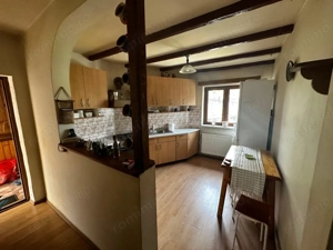 Apartament 3 camere în vilă, 114 mp | Curte | Sinaia - imagine 2