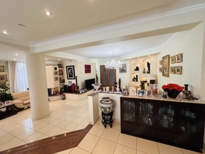 Resedinta emblematica in Chiajna-Rosu pe malul lacului, 785 mp, 2500 mp teren  - imagine 8