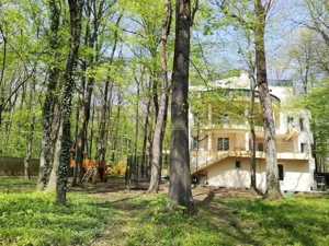 Apartament 4  5 camere exclusivist, garaj, inchiriere termen lung, Padurea Baneasa