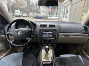 Vand Skoda Octavia 2 1.9 TDI - imagine 8