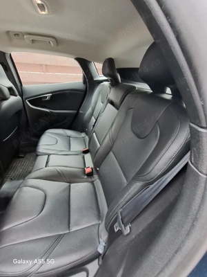 Volvo v40 D4 momentum  - imagine 4