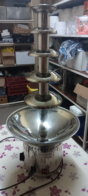 fantana ciocolata - imagine 2