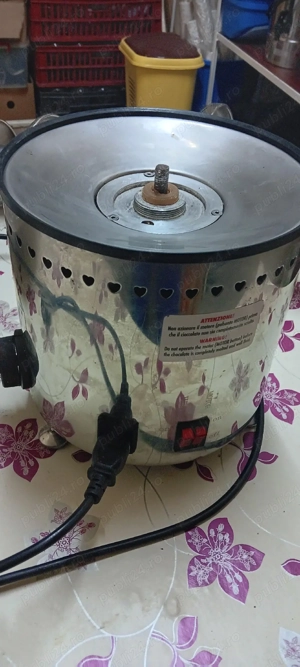 fantana ciocolata - imagine 4