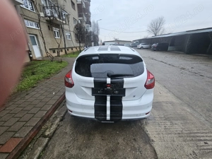Ford focus model ST 1.6 benzină - imagine 3