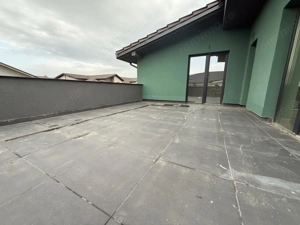 Apartament spatios, 4 camere, 75 mp utili + 35 mp terasa - Giroc - imagine 8