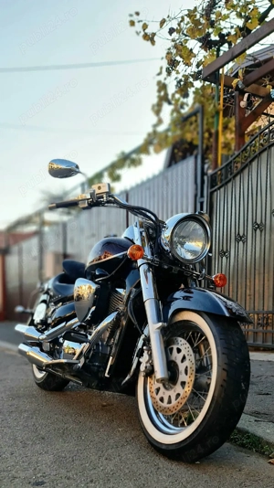  Suzuki Boulevard VL800 T - imagine 3